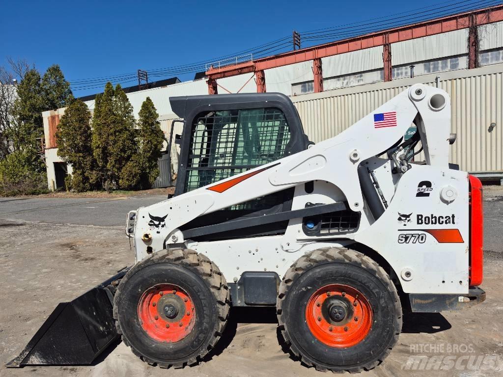 Bobcat S 770 滑移装载机