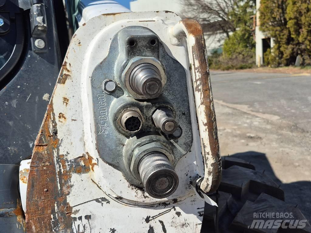 Bobcat S 770 滑移装载机