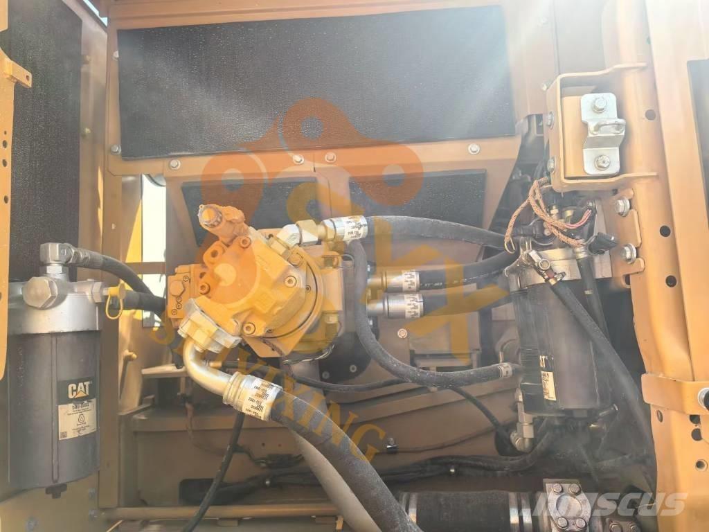 CAT 345GC 履带挖掘机