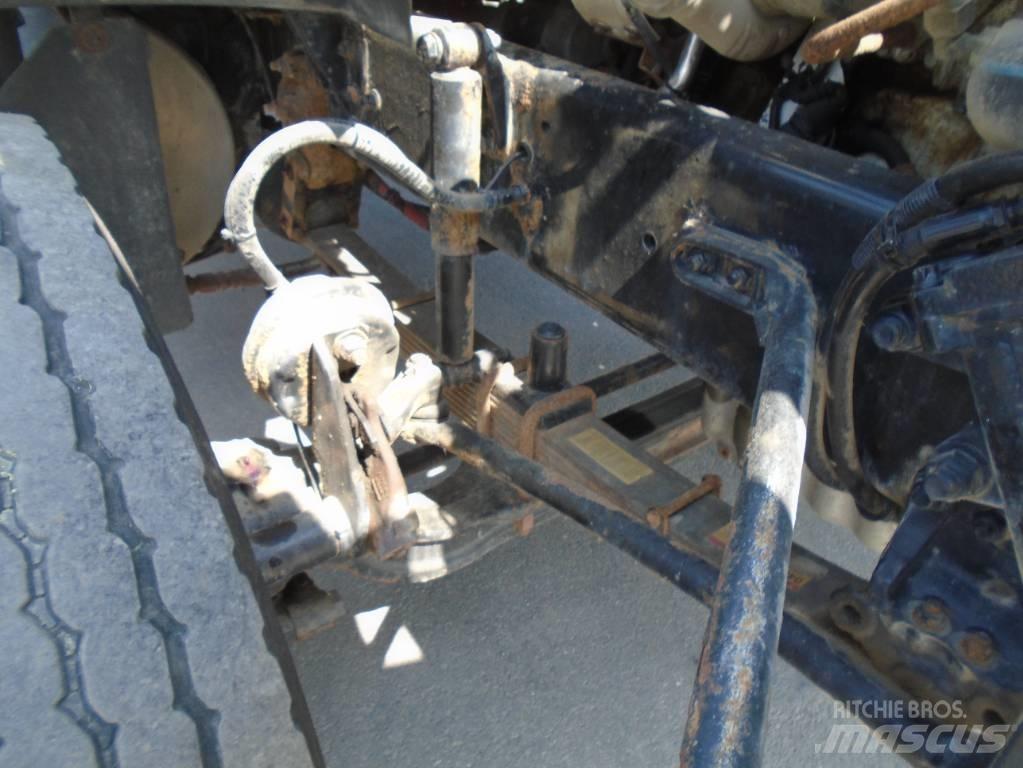 Sterling L 9500 自卸式货车