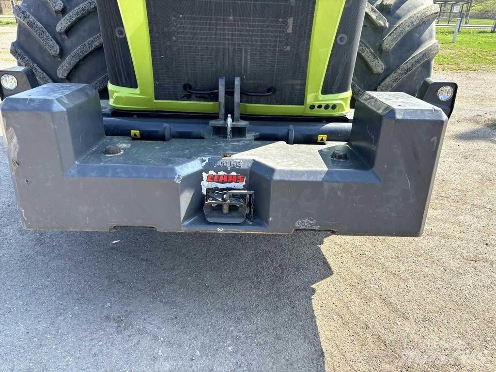 CLAAS Xerion 5000 拖拉机/农用车