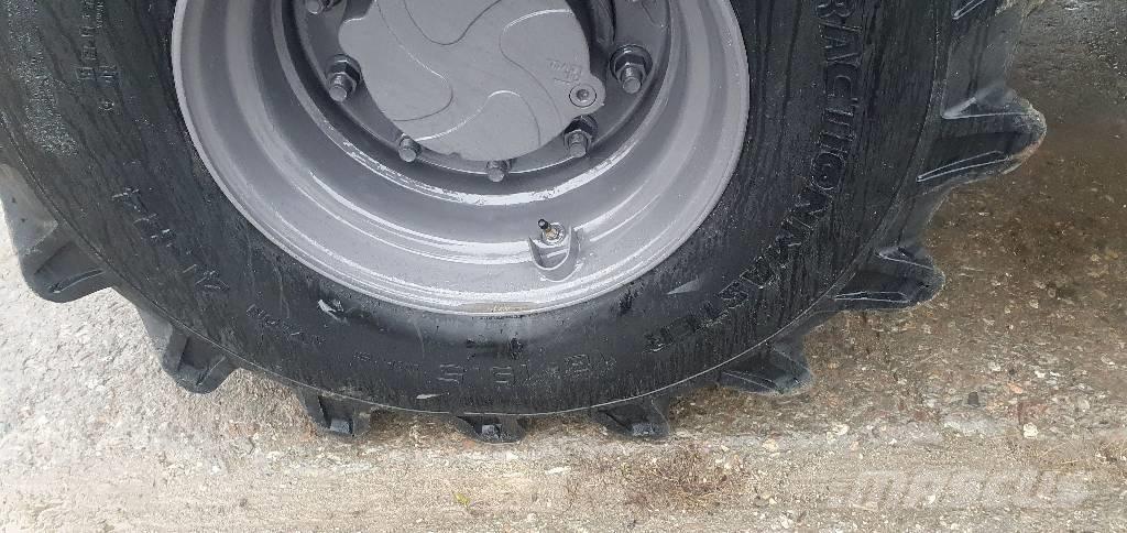 Mecalac 714MWE 轮式挖掘机