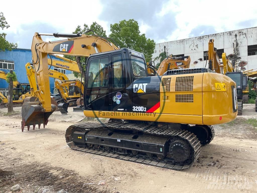 CAT 320 D 2 中型挖掘机