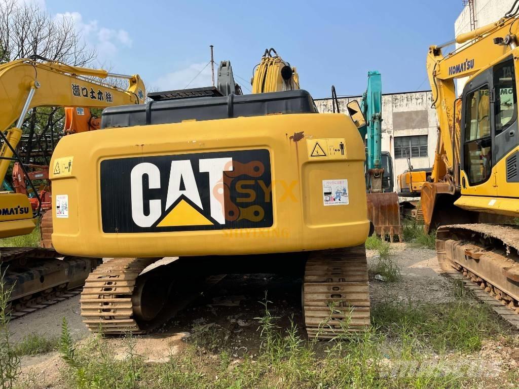 CAT 326 D2 履带挖掘机