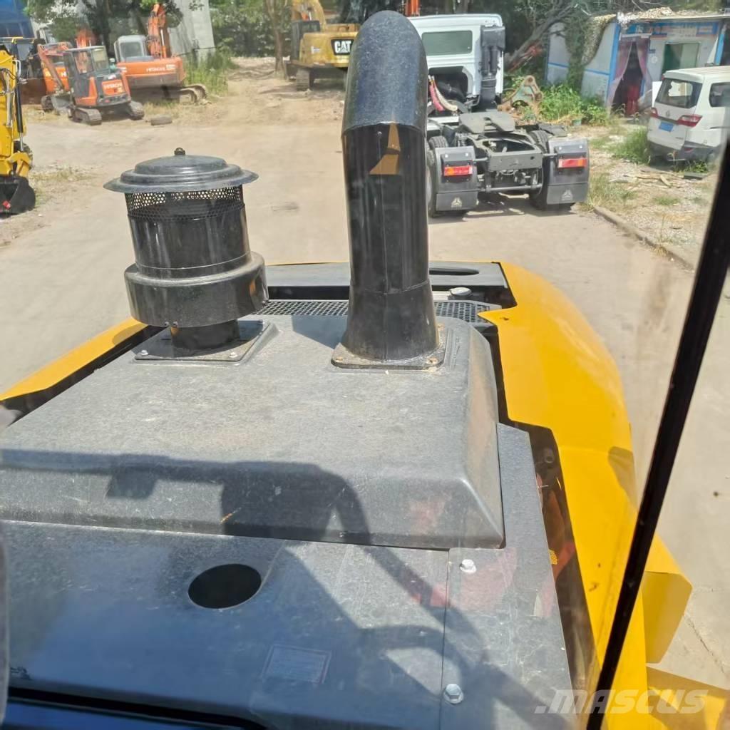 LiuGong 856H 轮式装载机