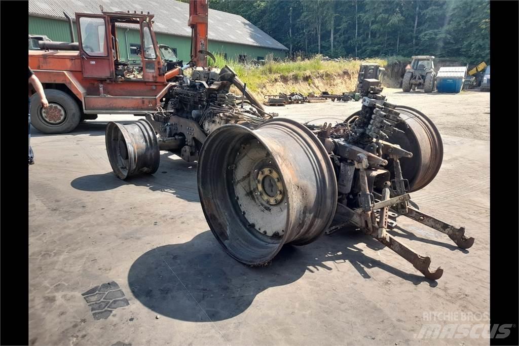 Valtra T213 拖拉机/农用车