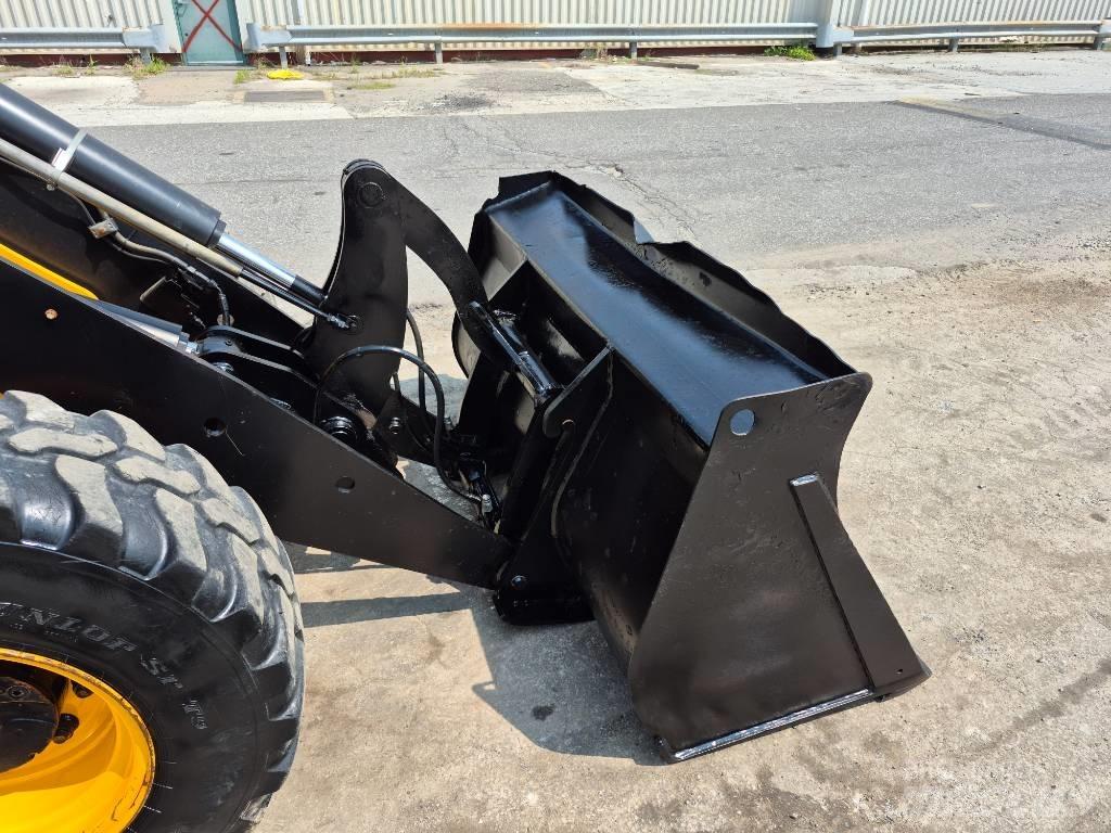 JCB 407 轮式装载机