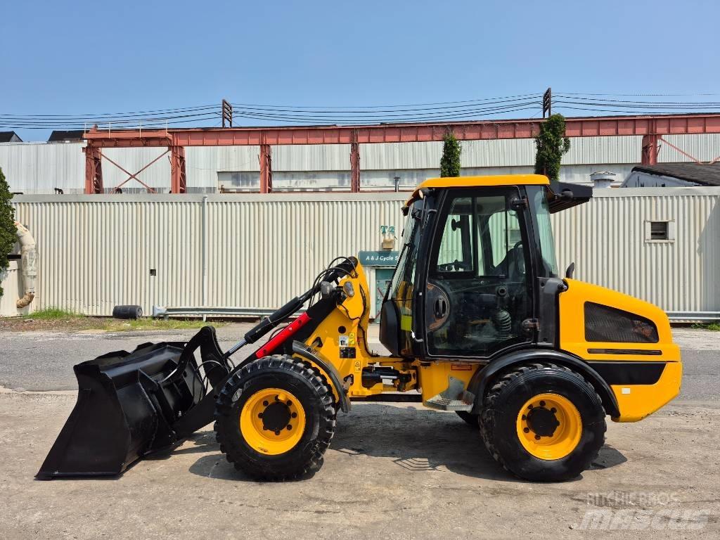 JCB 407 轮式装载机
