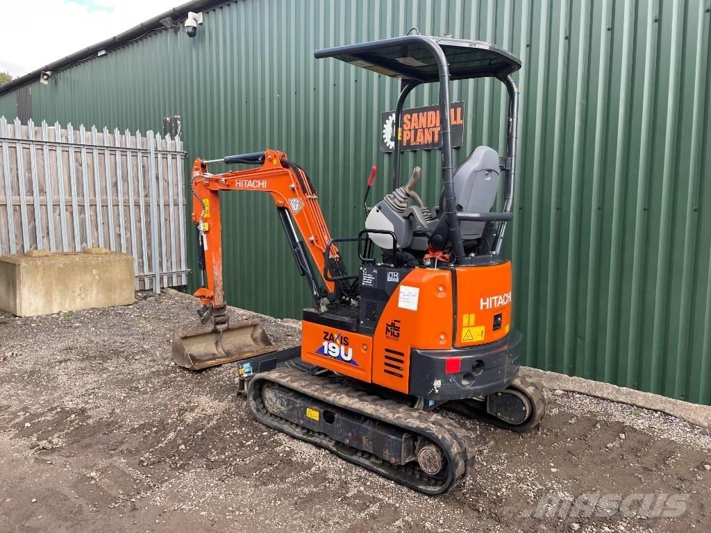 Hitachi ZX 19 U-6 小型挖掘机