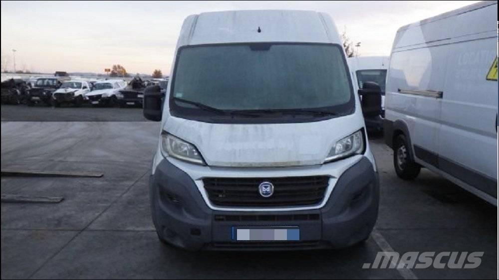 Fiat Ducato 商务面包车