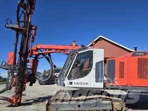 Sandvik Ranger DX800 隧道地下采矿钻机