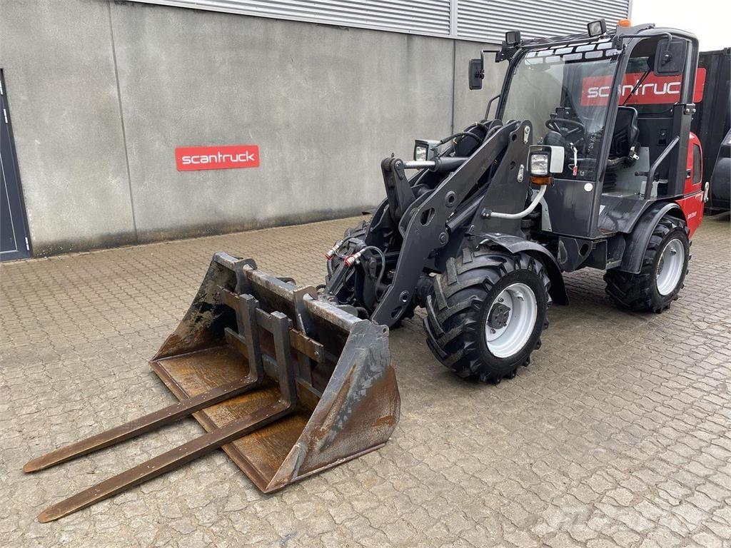Weidemann 2070 多功能装载机