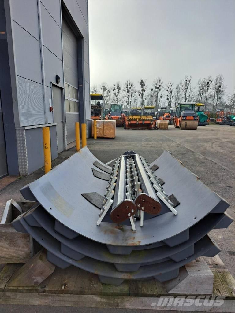 Hamm H13 i 履带、链条和底盘