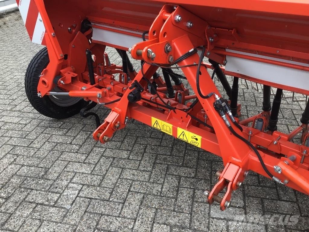 Kuhn Premia 300 条播机