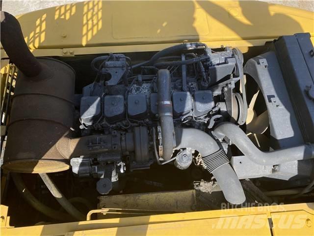 Komatsu PC200-6 履带挖掘机