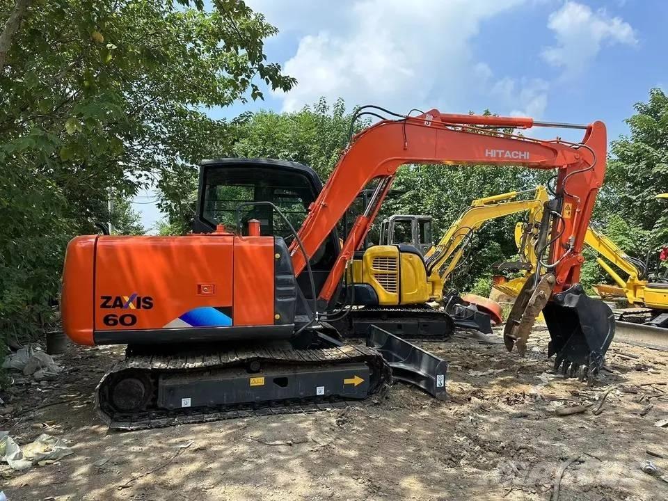 Hitachi ZX60 小型挖掘机