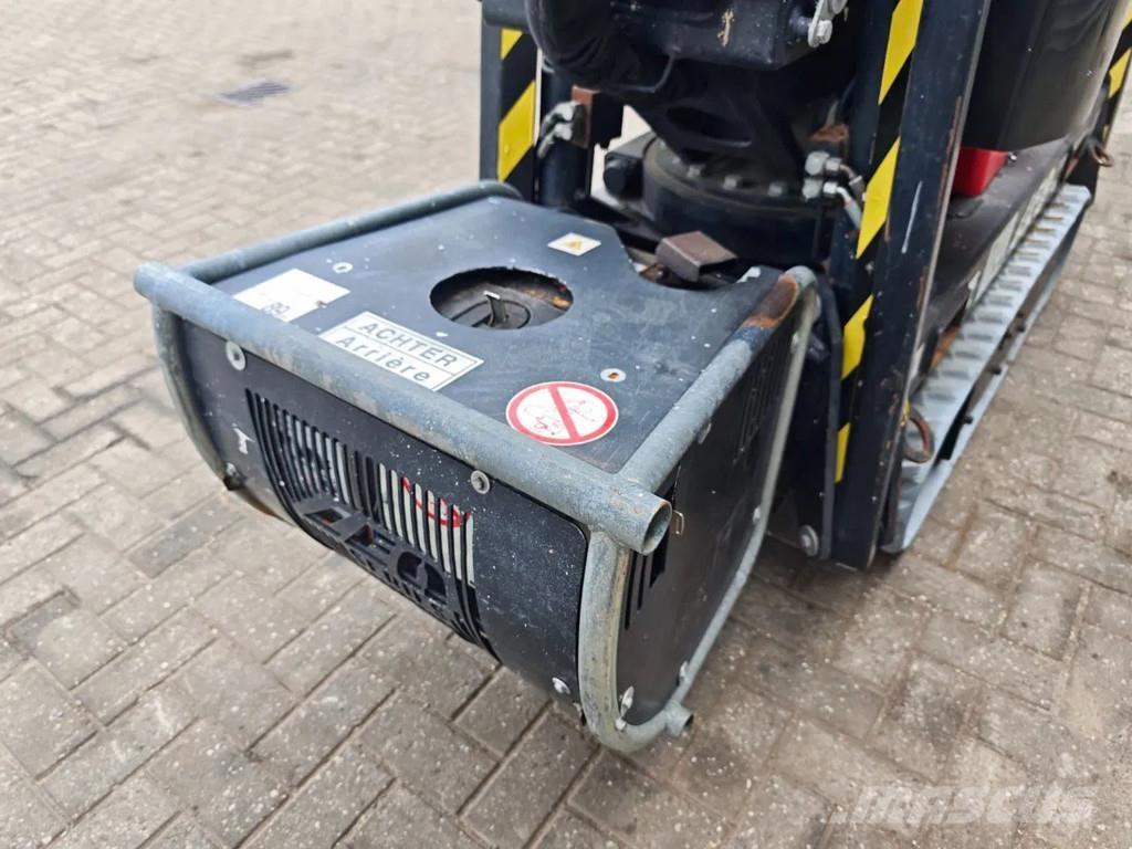 Teupen Leo 15 GT 曲臂高空工作平台