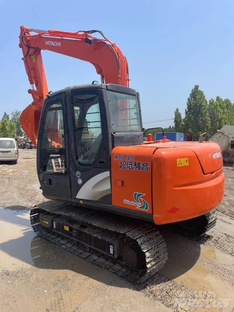 Hitachi ZX70 履带挖掘机