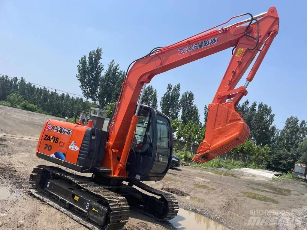 Hitachi ZX70 履带挖掘机