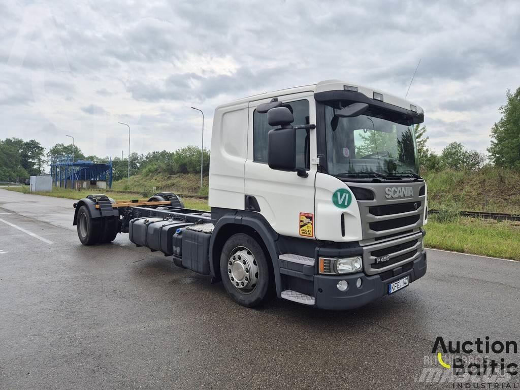 Scania P 450 平板车