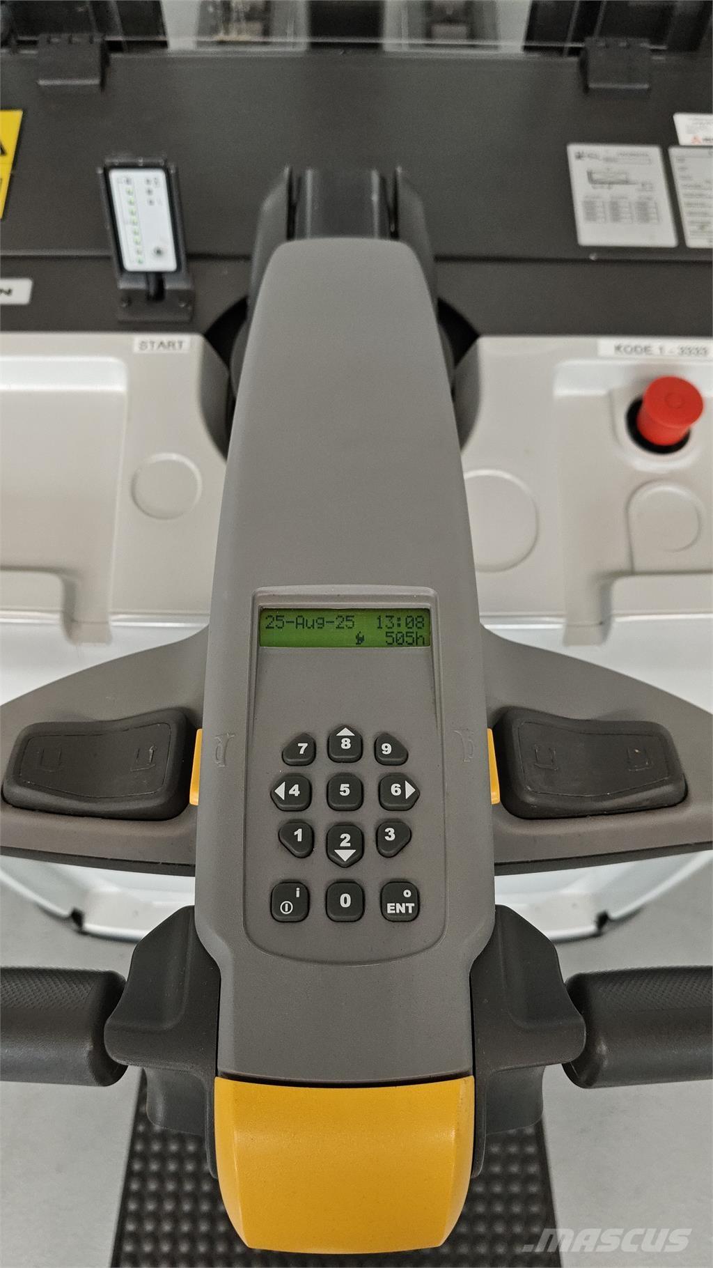 Atlet PSP160 行走式堆垛机