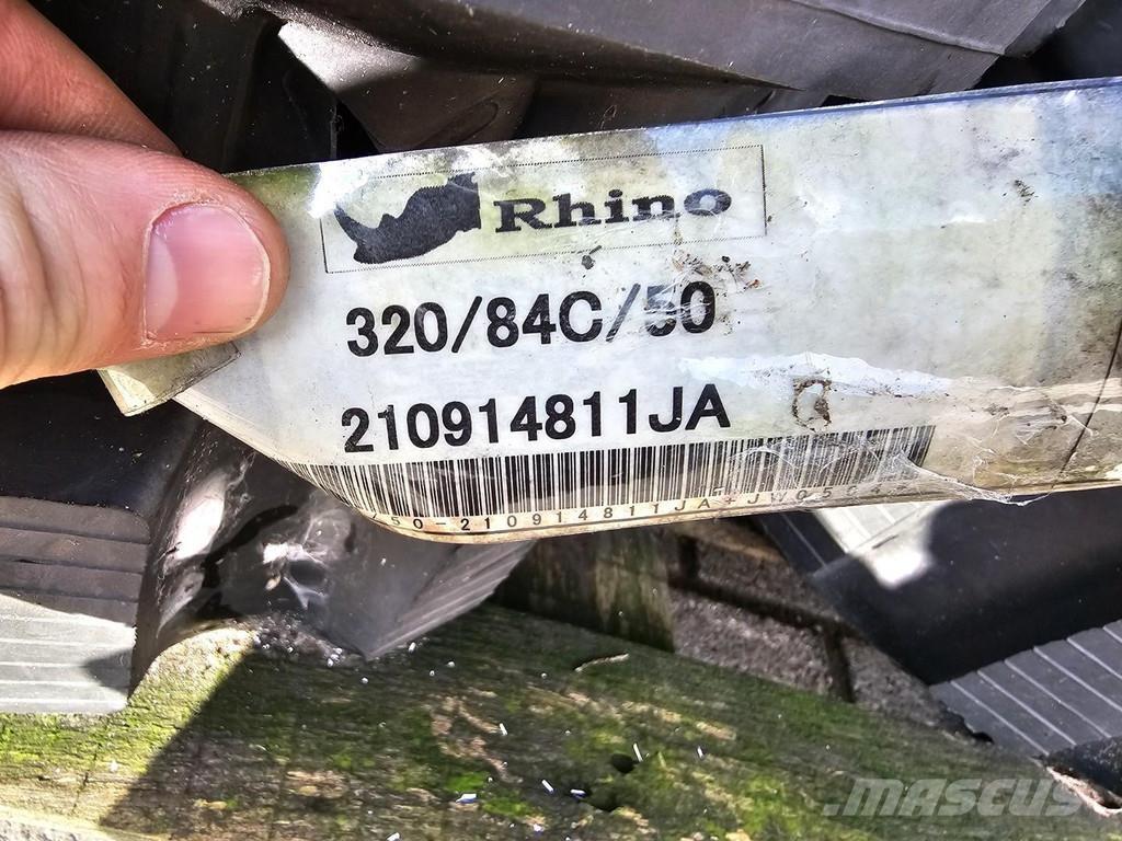 Bobcat T190 Tracks 轮胎、车轮和轮圈