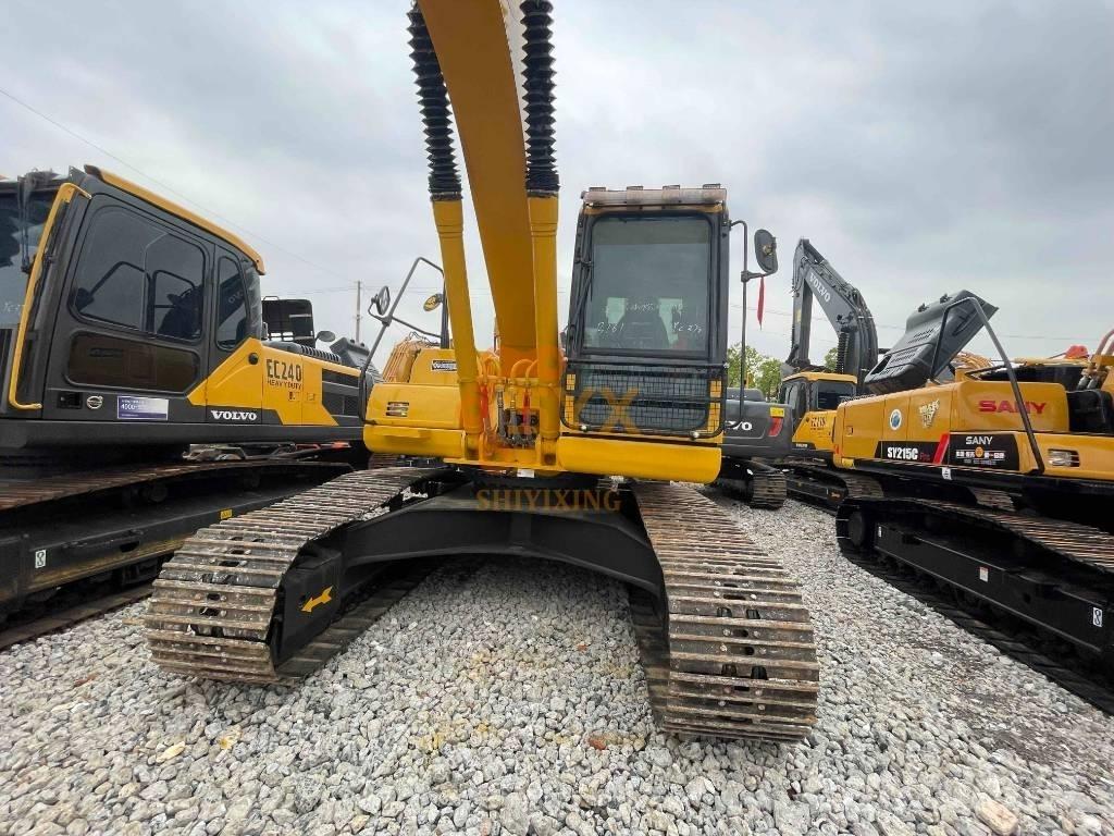 Komatsu PC 220-8M0 履带挖掘机