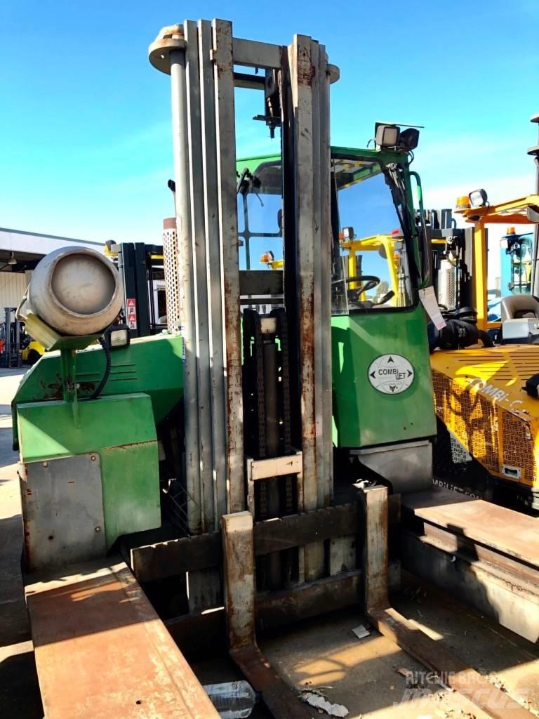 Combilift C4000 侧卸式铲车