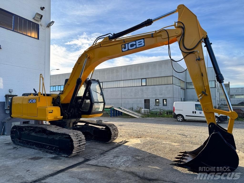 JCB JS 160 LC 履带挖掘机