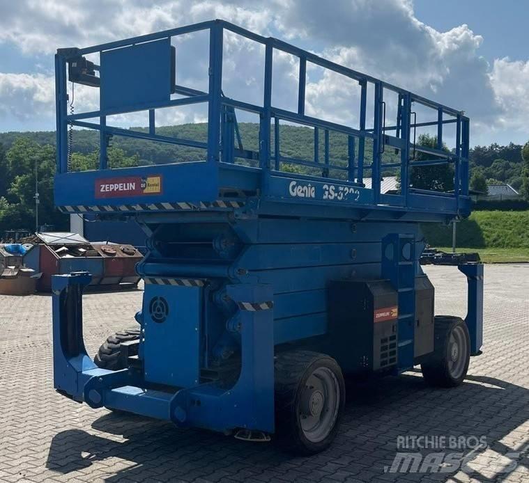 Genie GS 5390 RT 剪叉式升降机