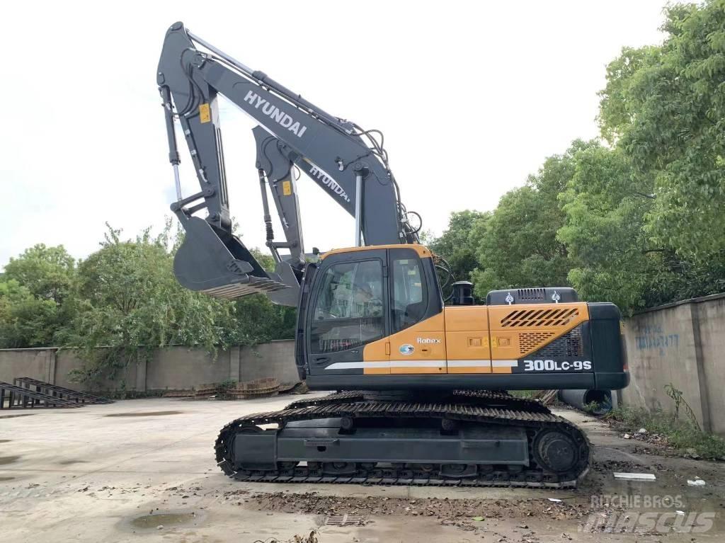 Hyundai R300LC-9S 中型挖掘机