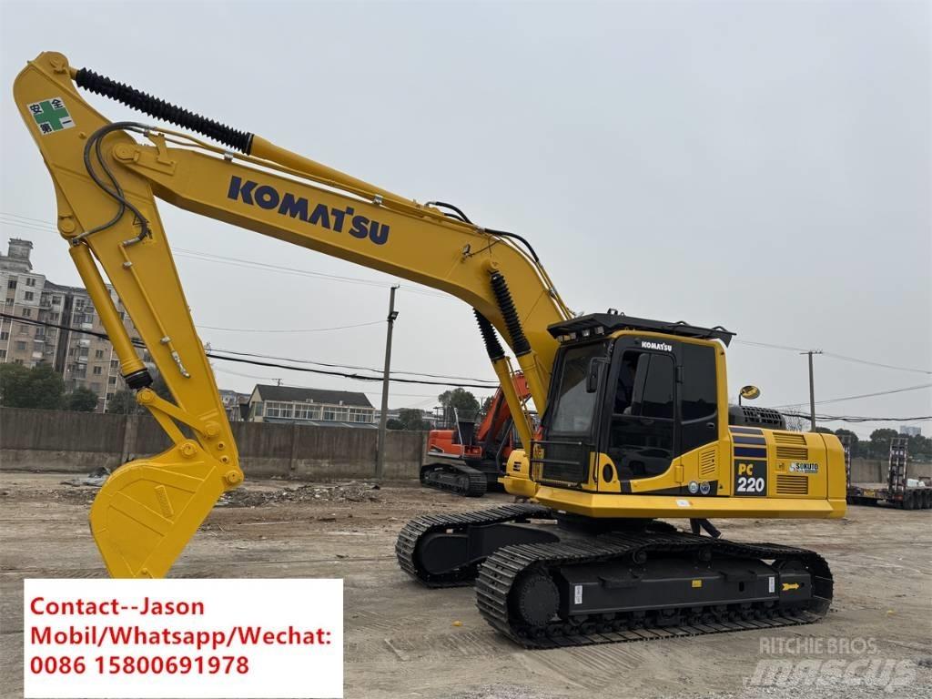 CAT PC220 履带挖掘机