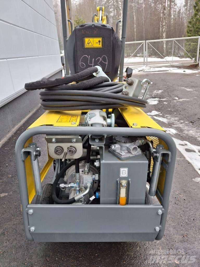 Wacker Neuson 803 小型挖掘机