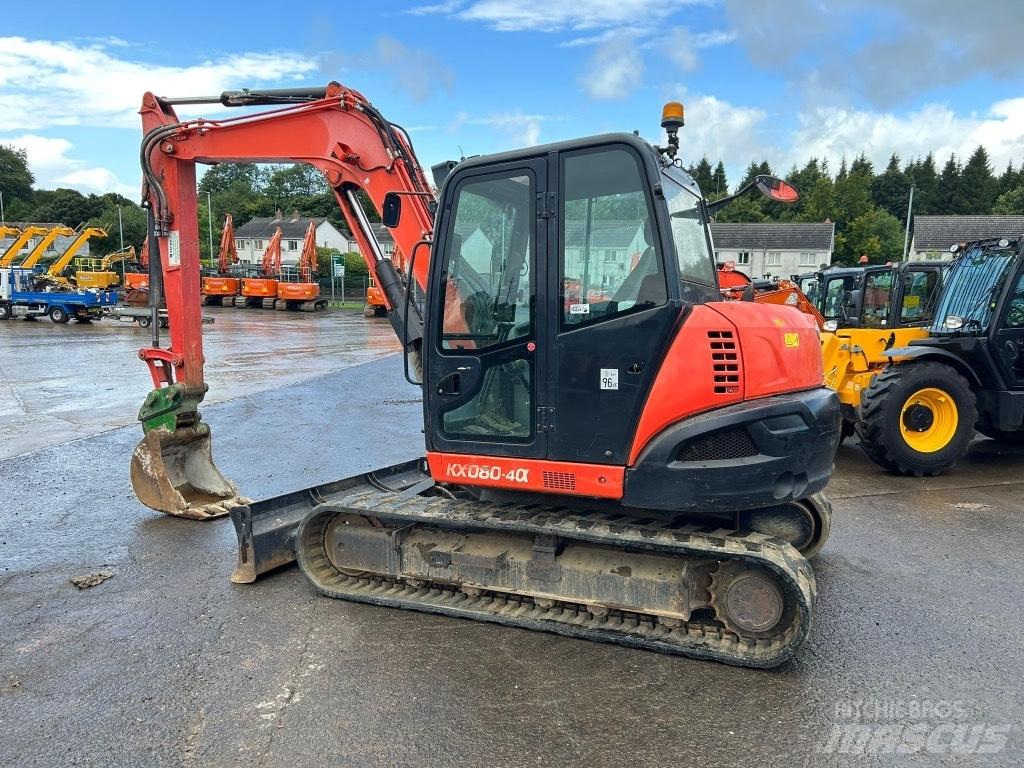 Kubota KX080-4 中型挖掘机