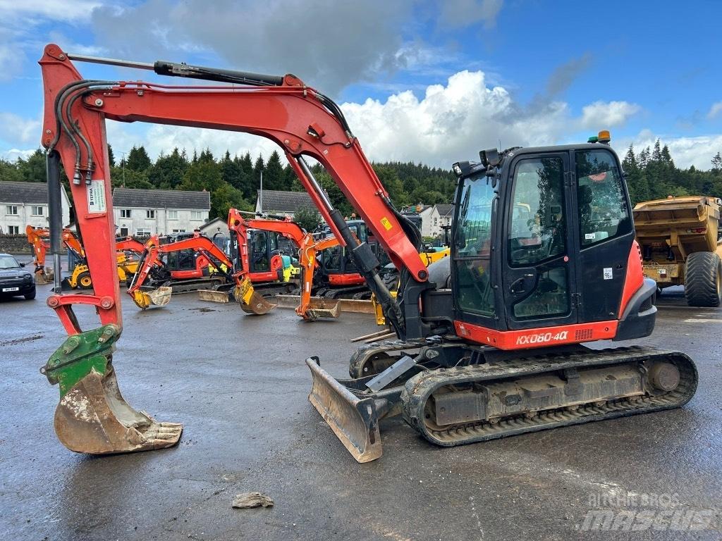 Kubota KX080-4 中型挖掘机