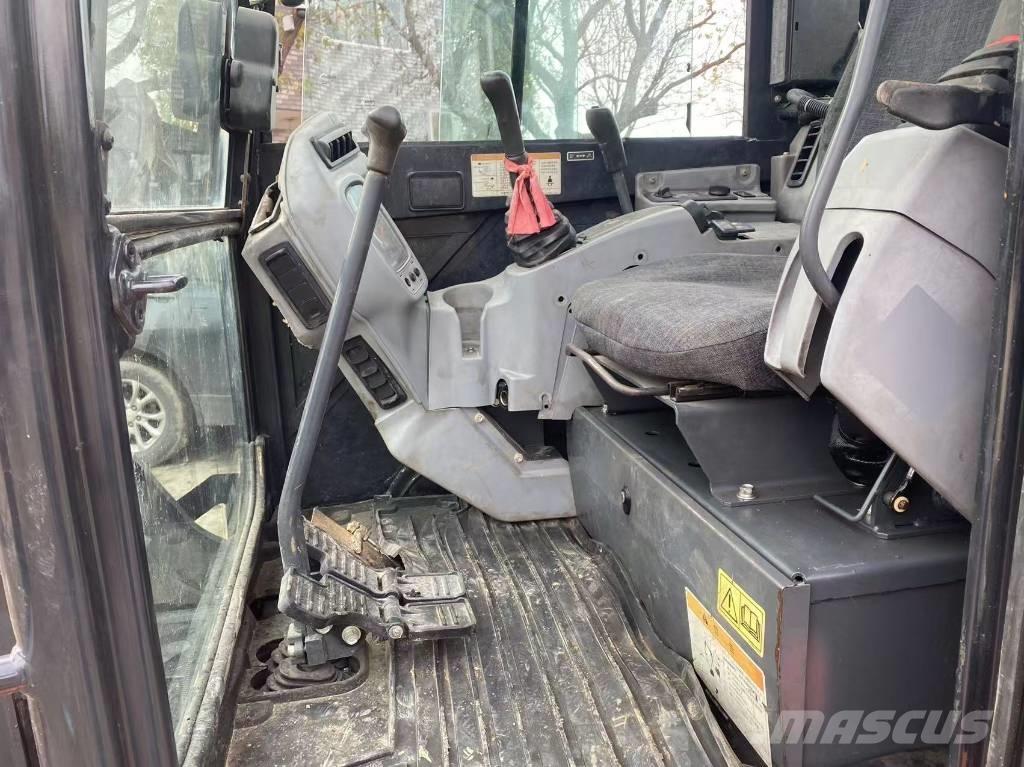 Kubota KX 155 小型挖掘机