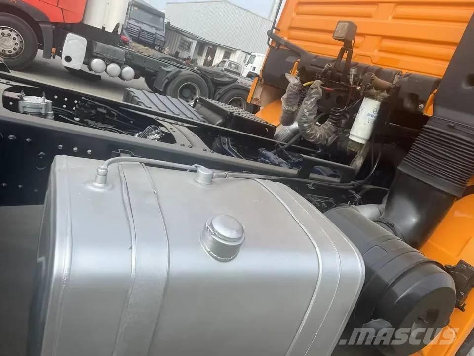 Shacman F3000 6x4 牵引车