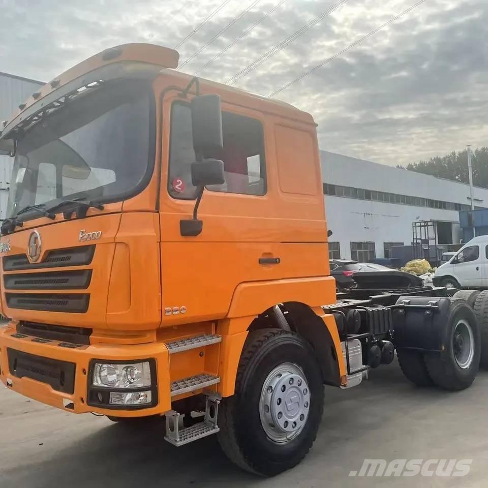 Shacman F3000 6x4 牵引车