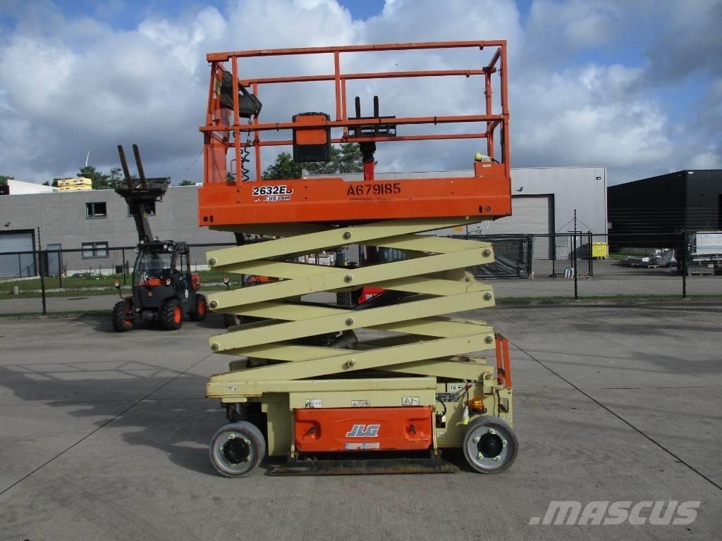 JLG 2632ES (151) 剪叉式升降机