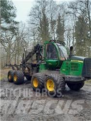 John Deere 1110 E 集运机