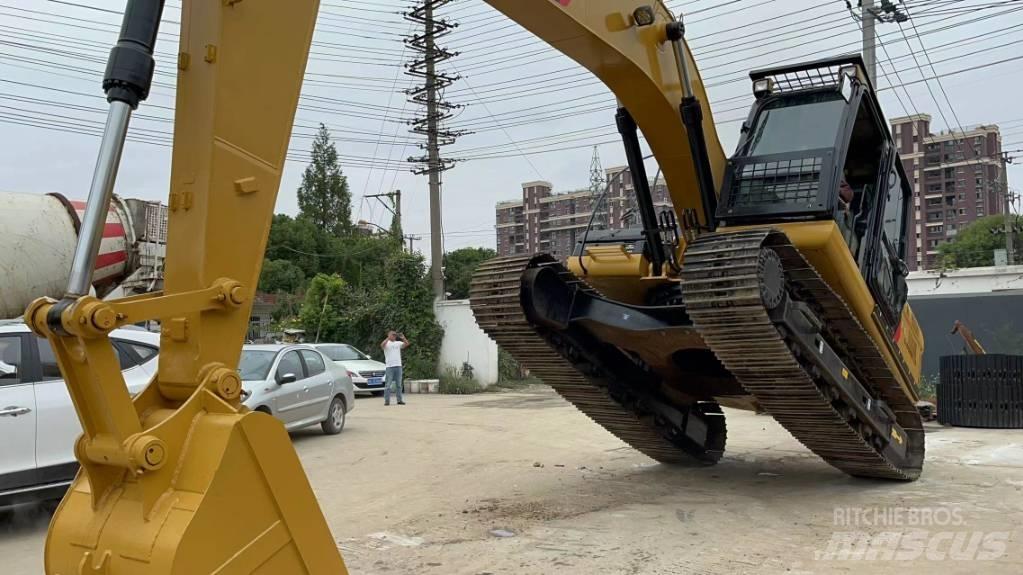 CAT 320 D 履带挖掘机
