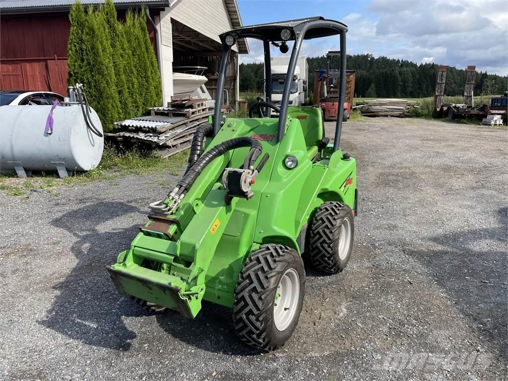 Avant M420 小型装载机