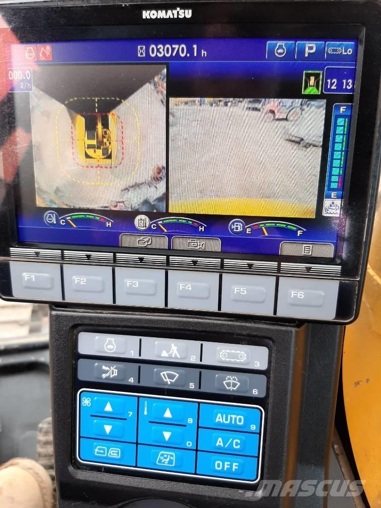 Komatsu PC 138 US-11 履带挖掘机