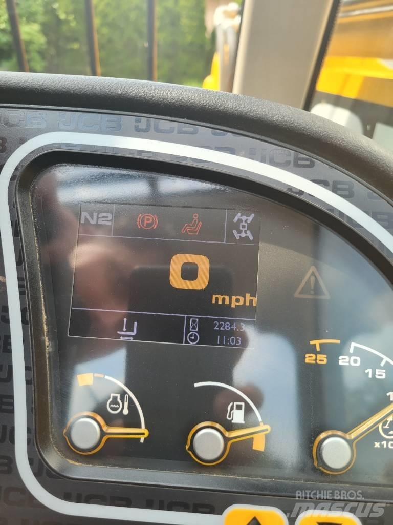 JCB 535-95 伸缩臂叉装车|叉装车