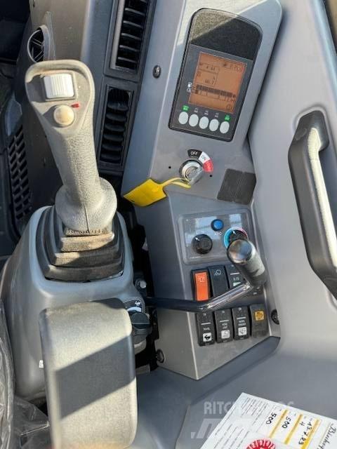 Yanmar SV 100-2 中型挖掘机
