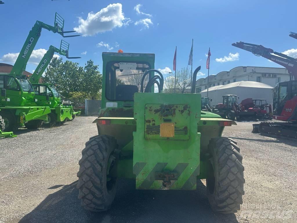Merlo P 25.9 伸缩臂叉装车|叉装车