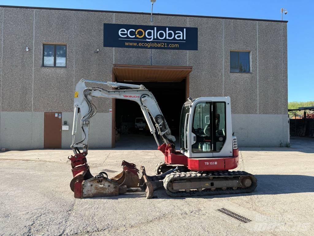 Takeuchi TB 153 FR 小型挖掘机