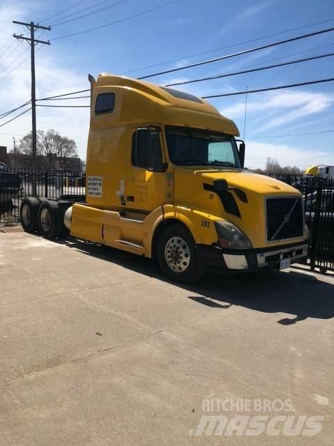 Volvo VNL 牵引车