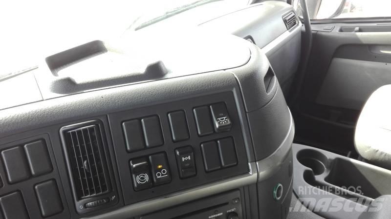 Volvo FM 12 340 8X2 平板车