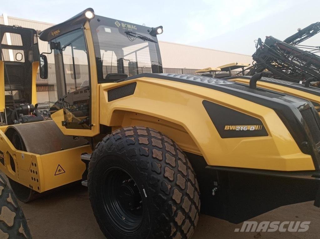 Bomag BW 216 D-5 SL 单轮压路机